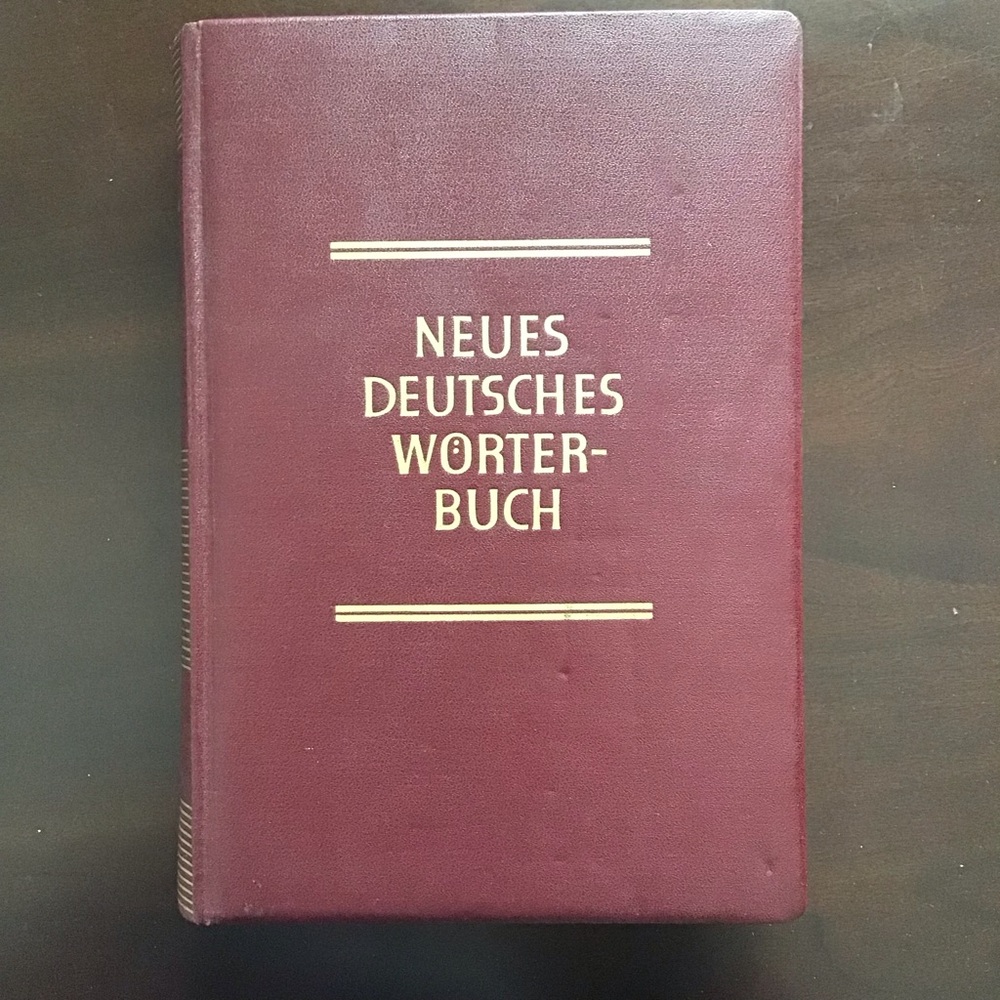 Vintage Hardcover Neues Deutsches Worterbuch